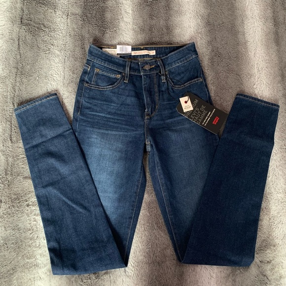 NWT Levi’s High Rise Skinny Jeans - Sz 25 - Picture 5 of 7